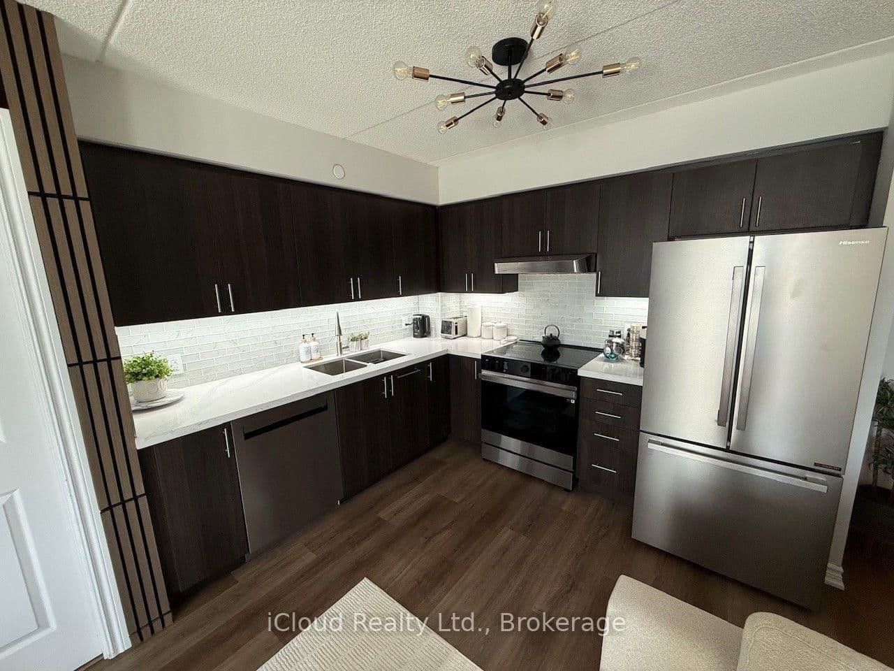 716 Main Street E, Unit 210 thumbnail 9