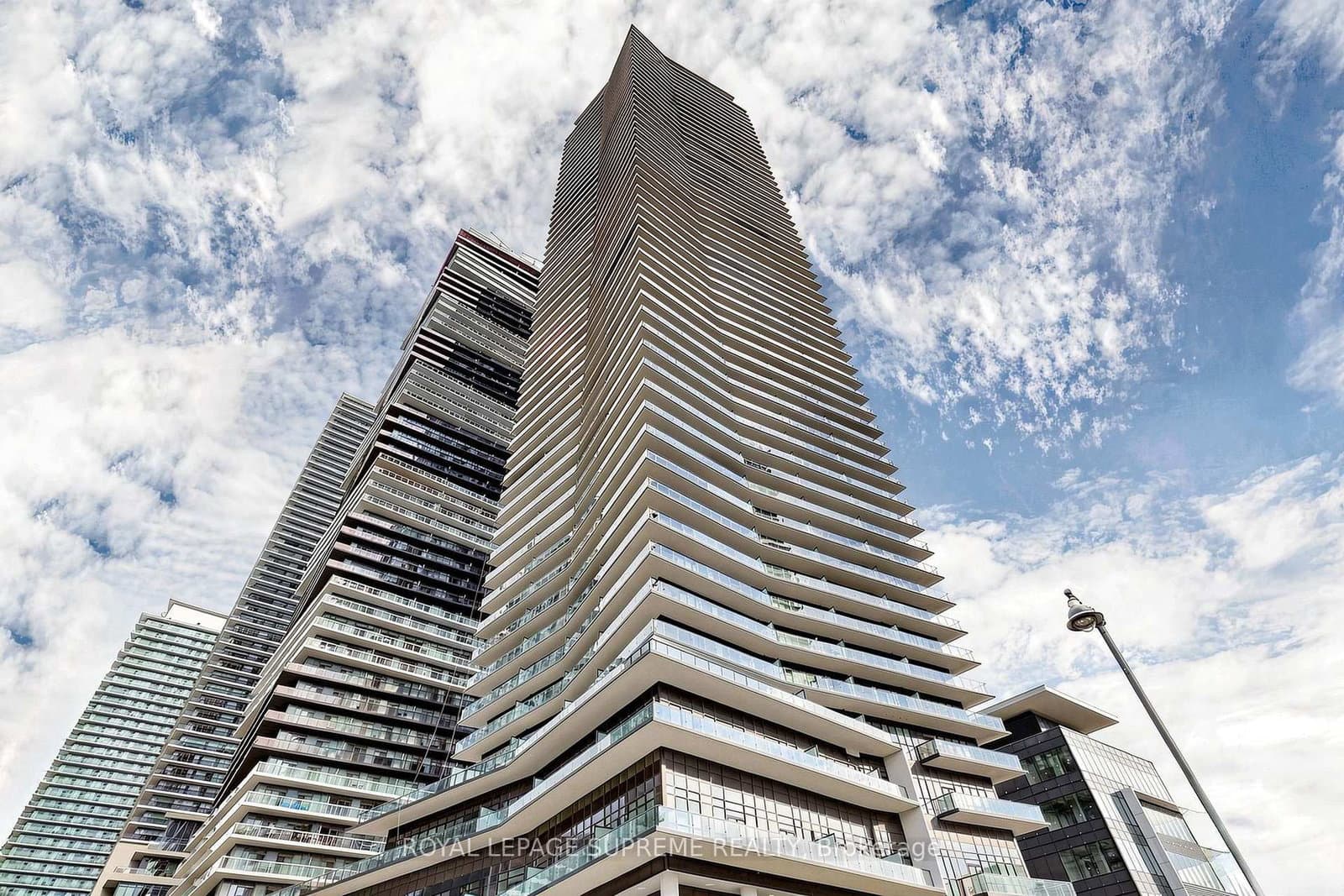 #2708 - 38 Annie Craig Drive