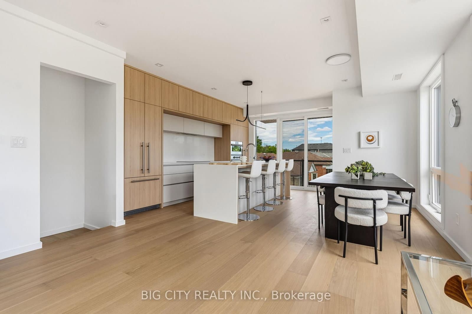 276 Lanor Avenue, Unit 3 thumbnail 14