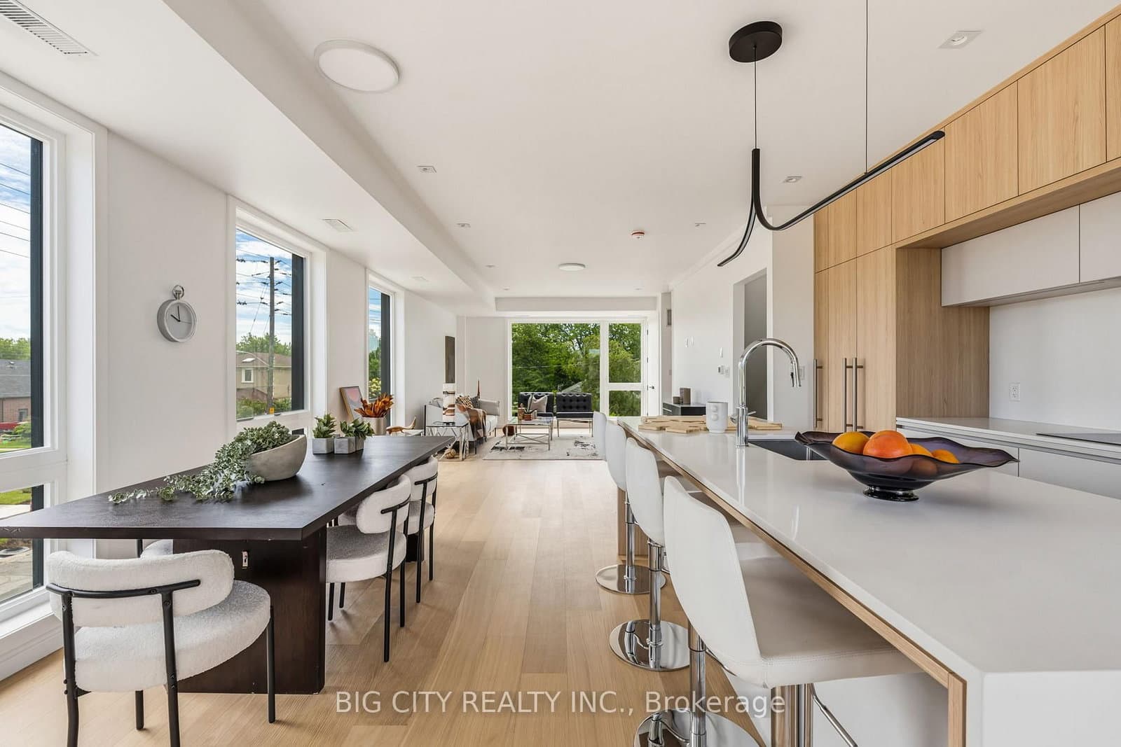 276 Lanor Avenue, Unit 3 thumbnail 16