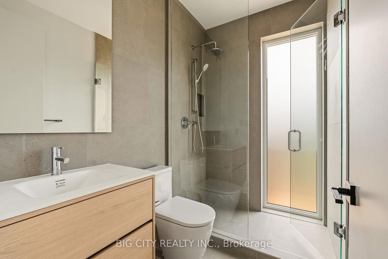276 Lanor Avenue, Unit 3 thumbnail 27