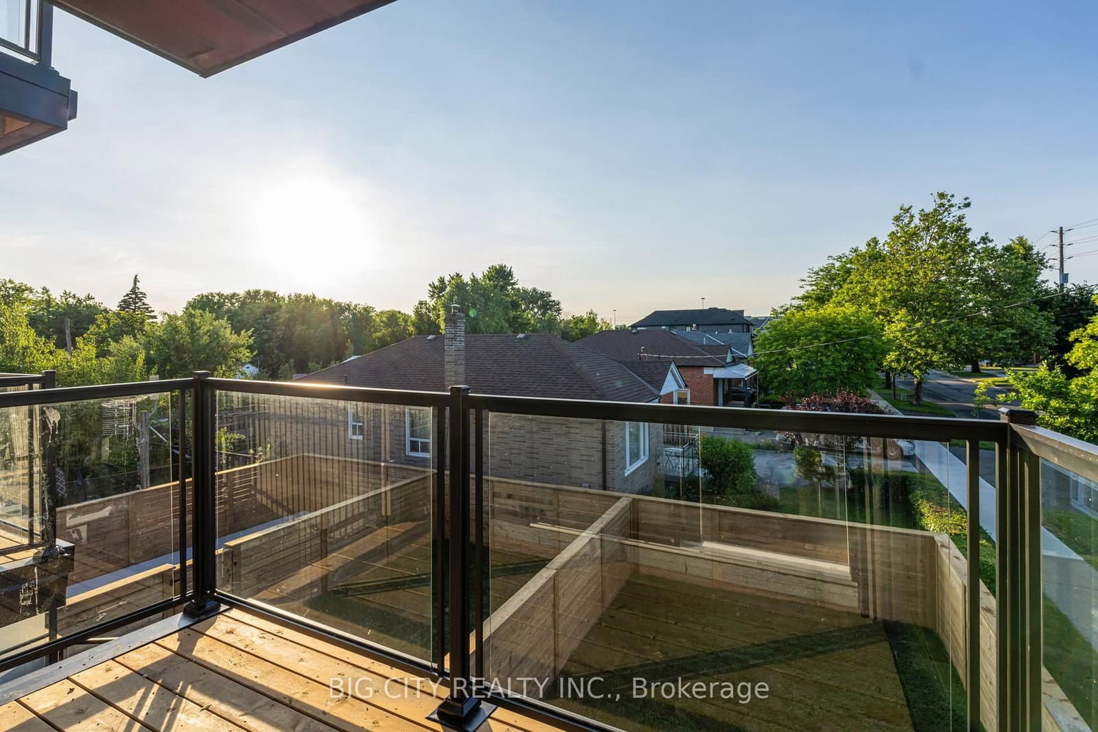 276 Lanor Avenue, Unit 3 thumbnail 35