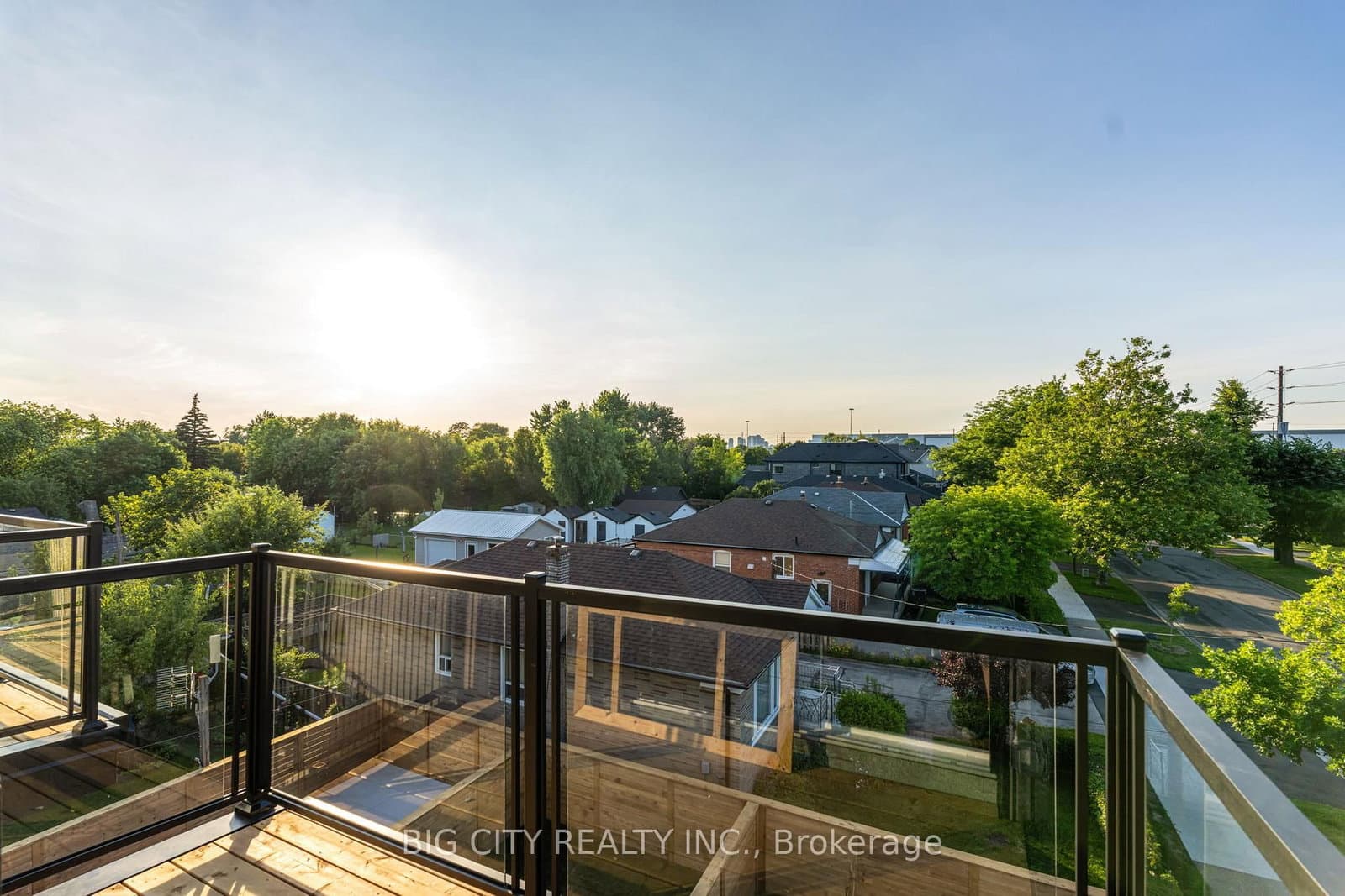 276 Lanor Avenue, Unit 3 thumbnail 36