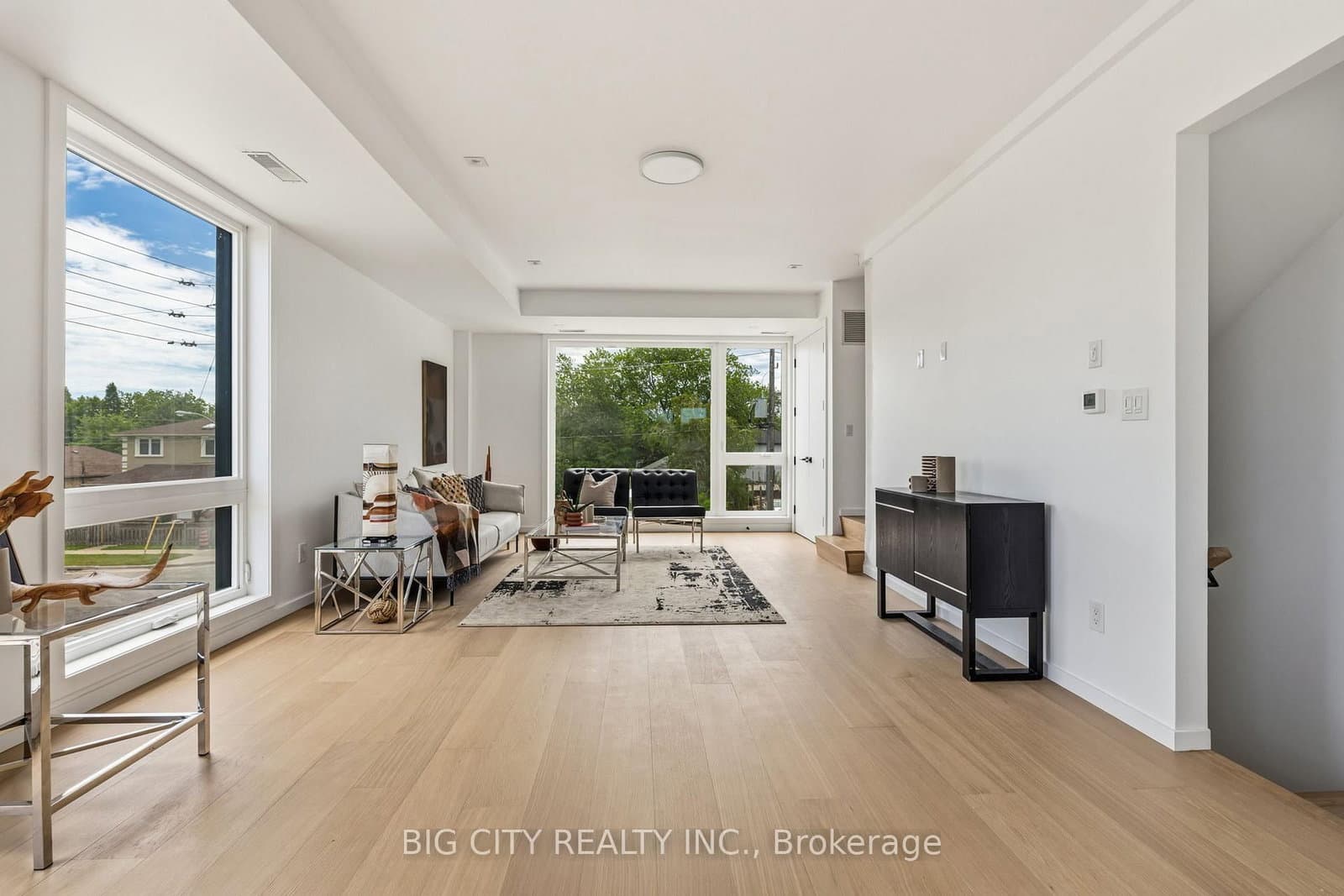 276 Lanor Avenue, Unit 3 thumbnail 6