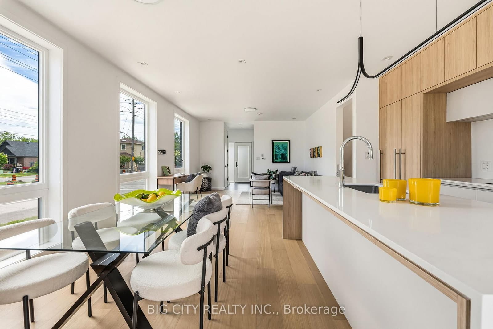 276 Lanor Avenue, Unit 1 thumbnail 17