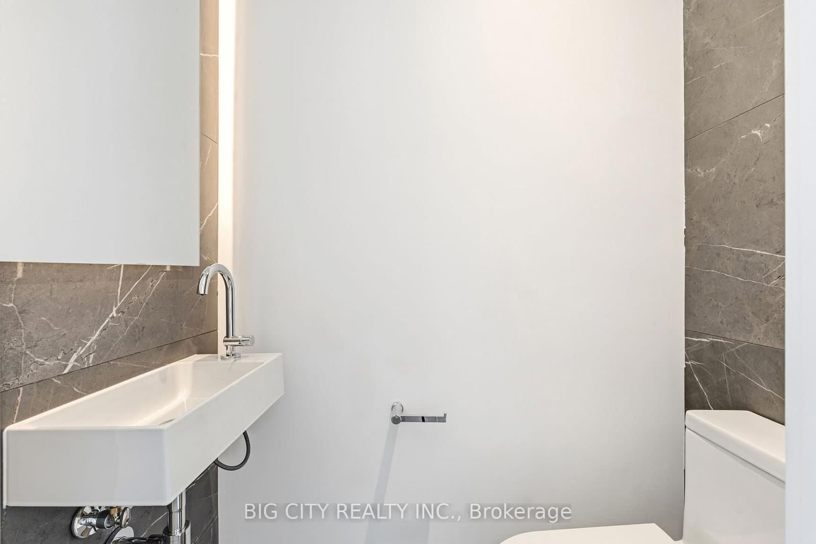 276 Lanor Avenue, Unit 1 thumbnail 20