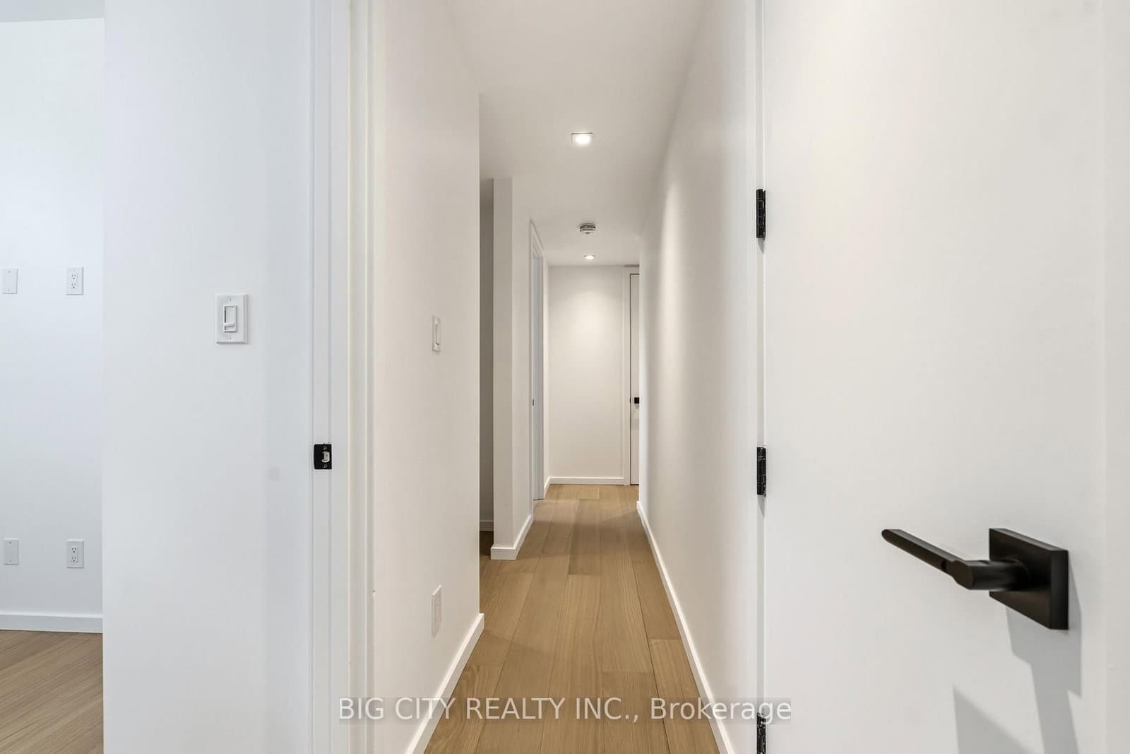 276 Lanor Avenue, Unit 1 thumbnail 21