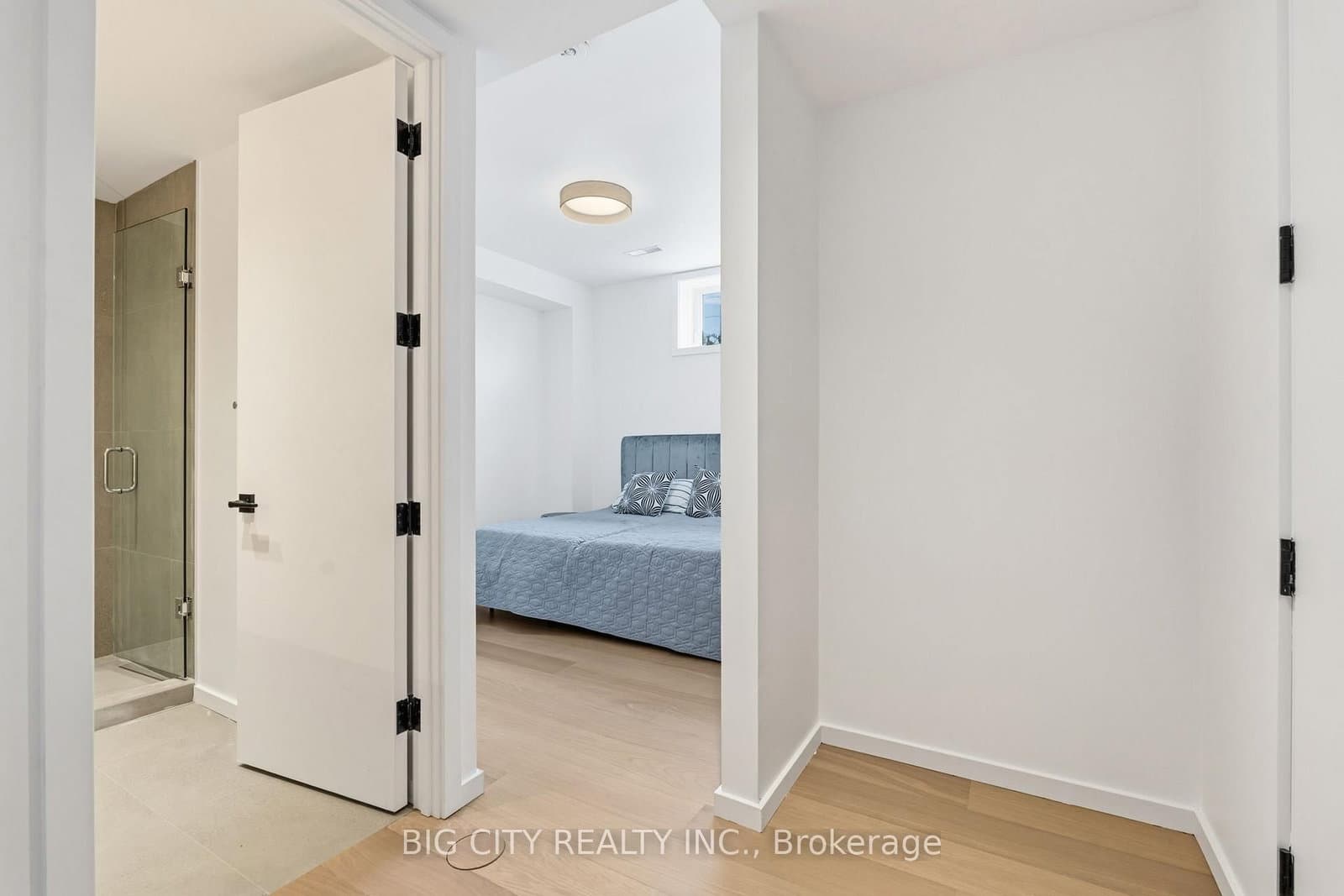 276 Lanor Avenue, Unit 1 thumbnail 23