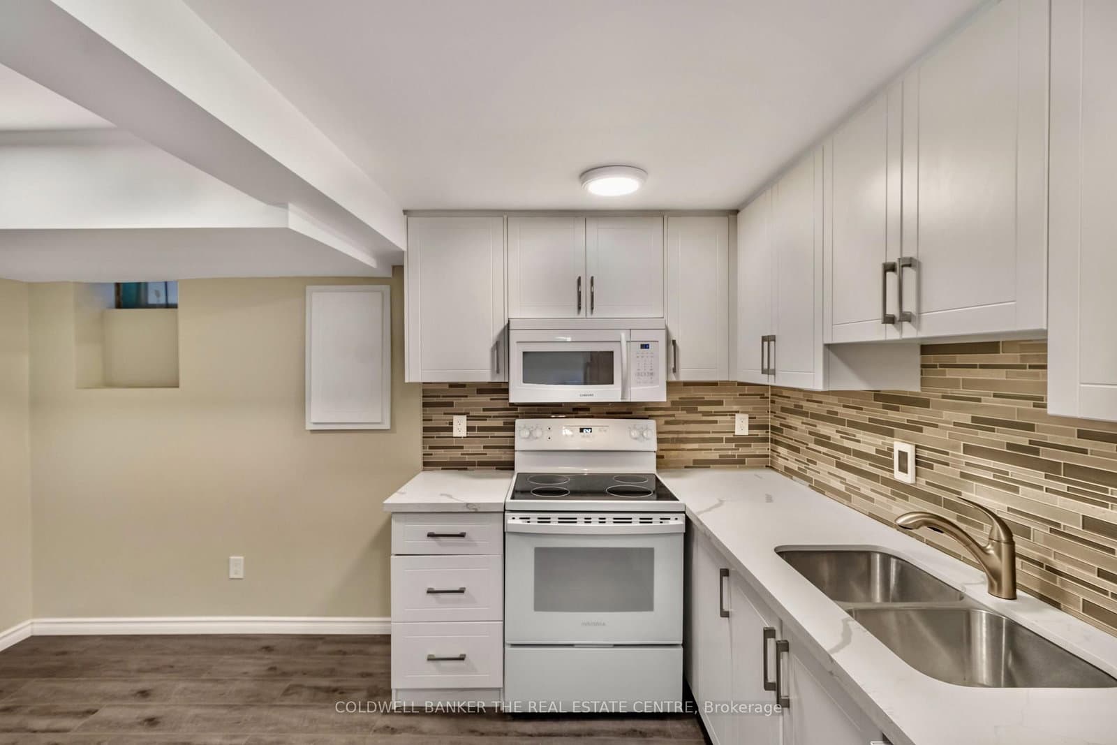 5 Rutherford Avenue thumbnail 4