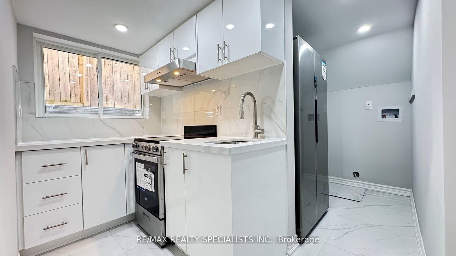 3 Lennon Trail, Unit Lower 2-B thumbnail 14