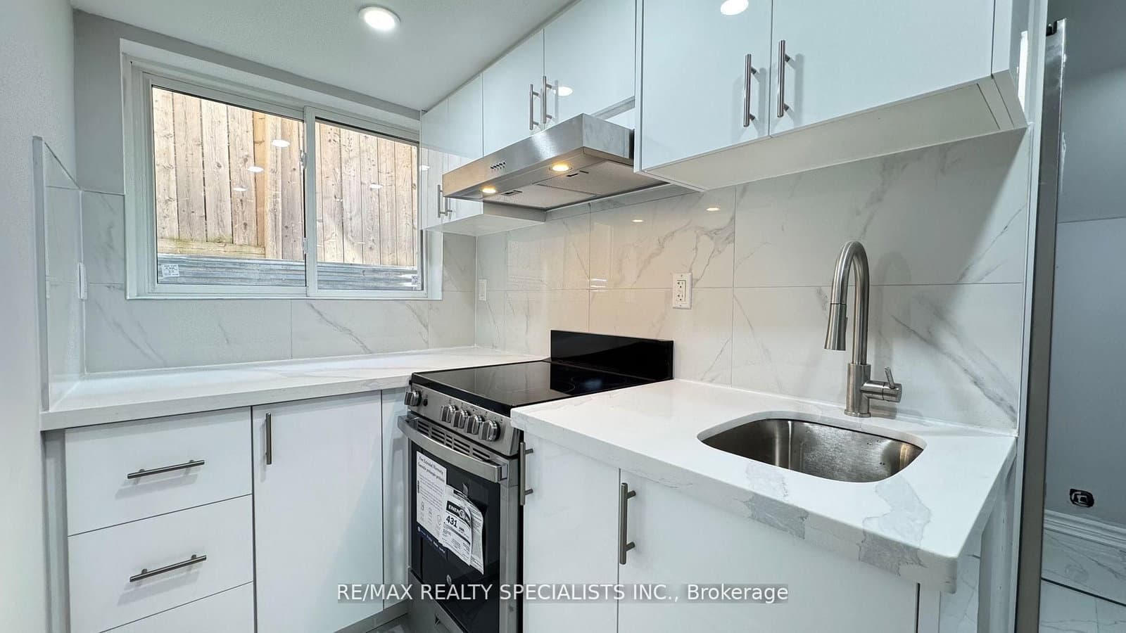 3 Lennon Trail, Unit Lower 2-B thumbnail 16