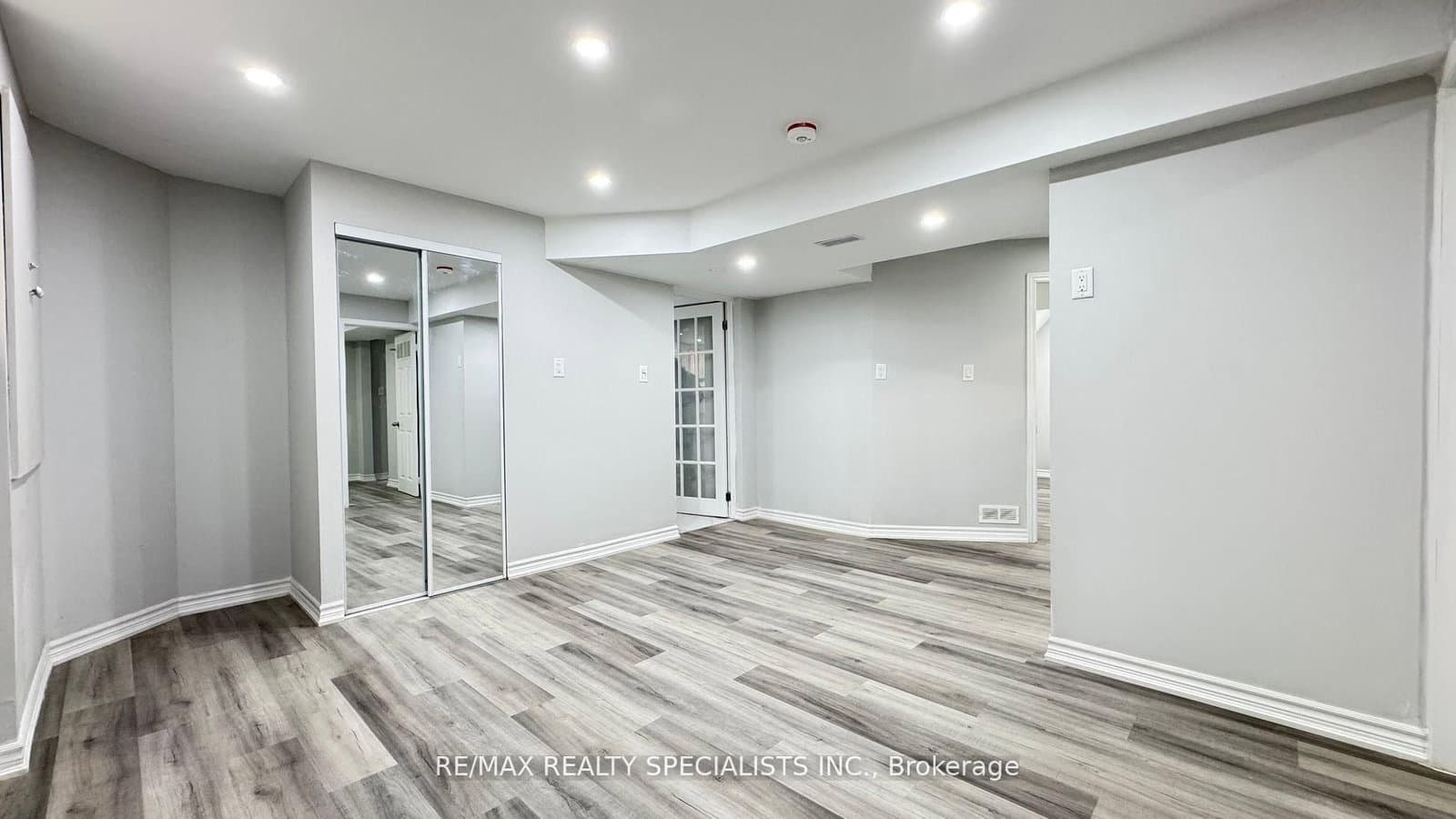 3 Lennon Trail, Unit Lower 2-B thumbnail 9