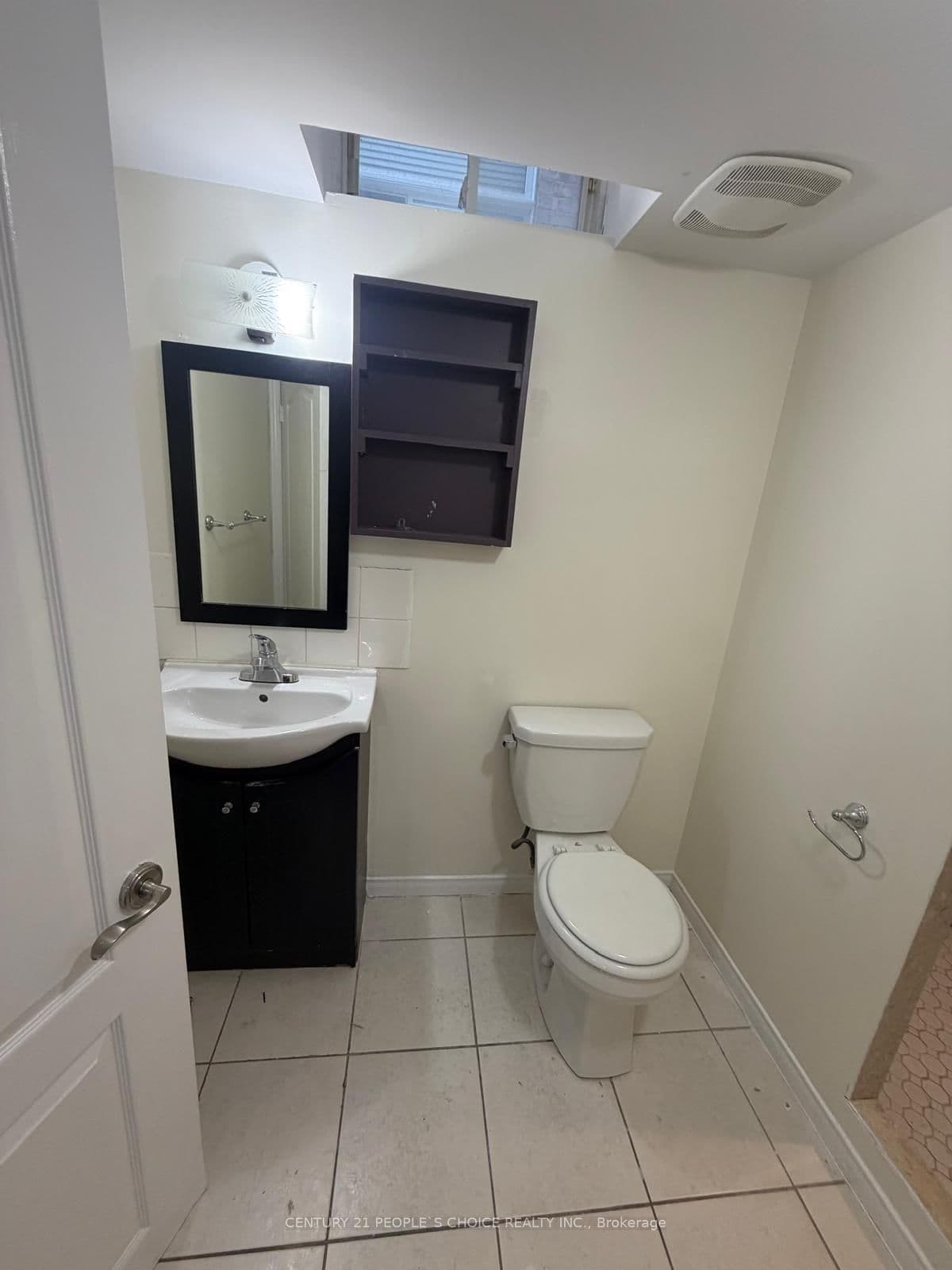 459 Pettit Trail, Unit Bsmt thumbnail 5