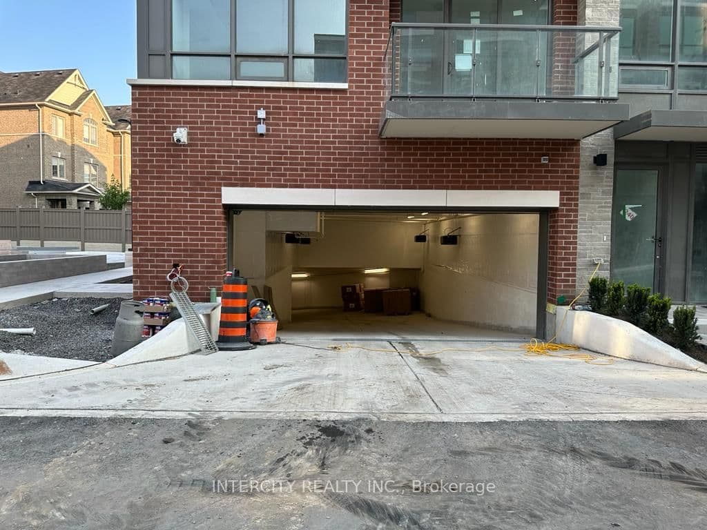 85 Attmar Drive, Unit 138 thumbnail 22