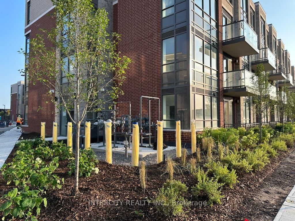 85 Attmar Drive, Unit 138 thumbnail 3