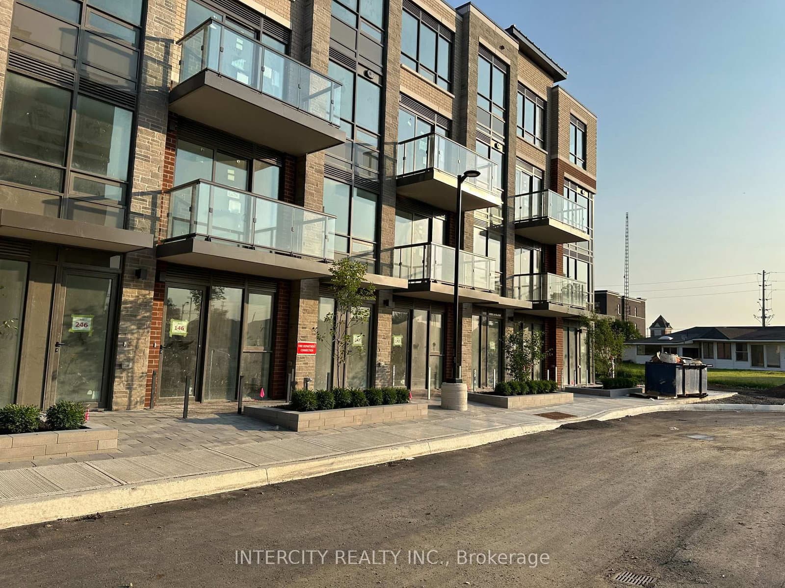 85 Attmar Drive, Unit 138 thumbnail 4