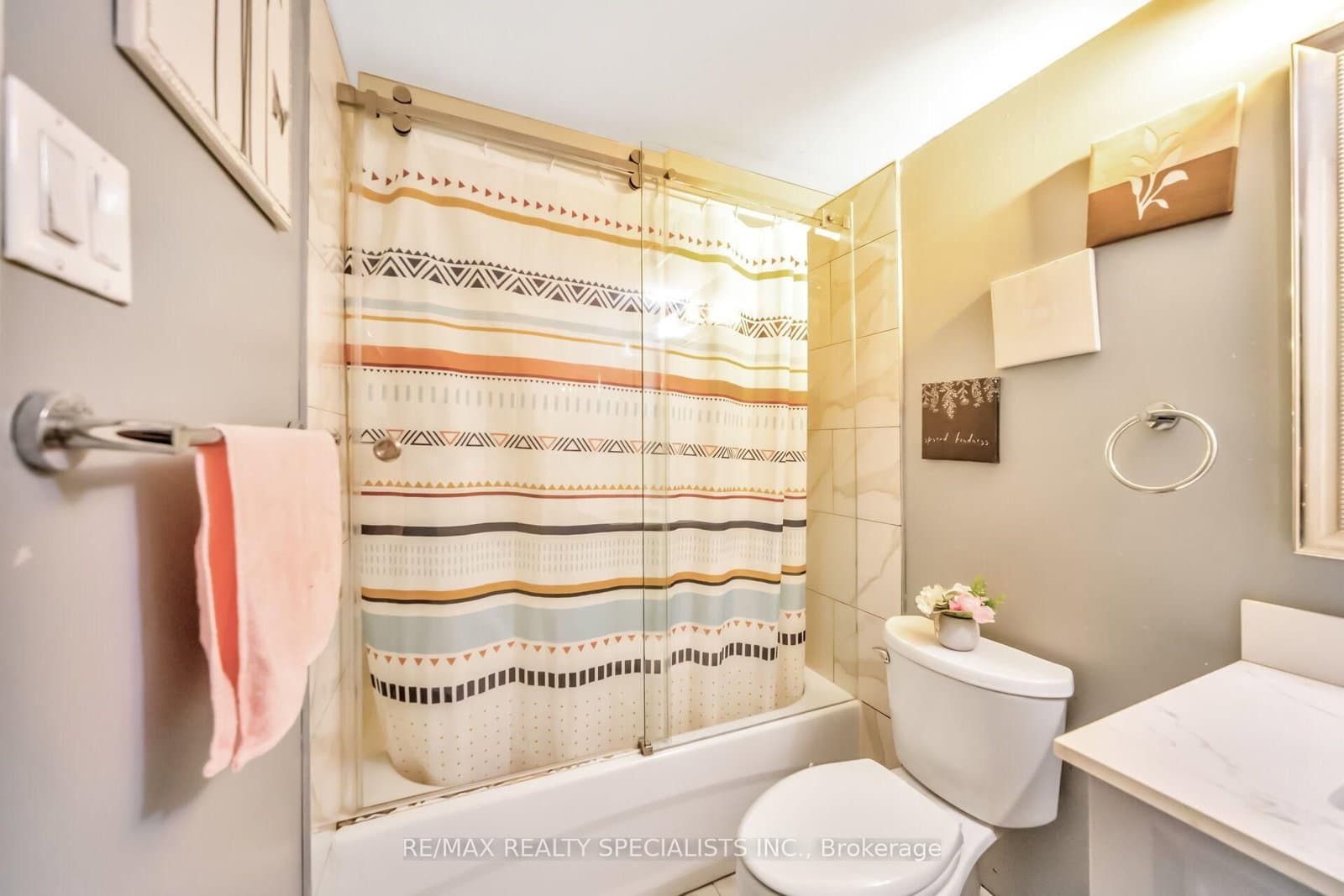 4 Kings Cross Road, Unit 1008 thumbnail 27