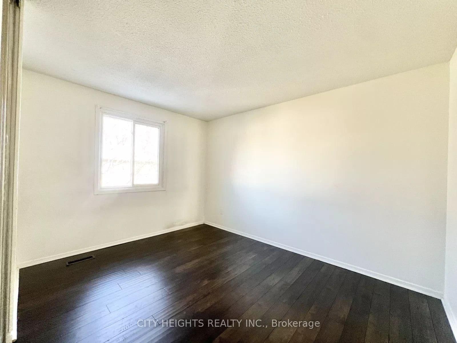 45 Hansen Road N, Unit 20 thumbnail 13