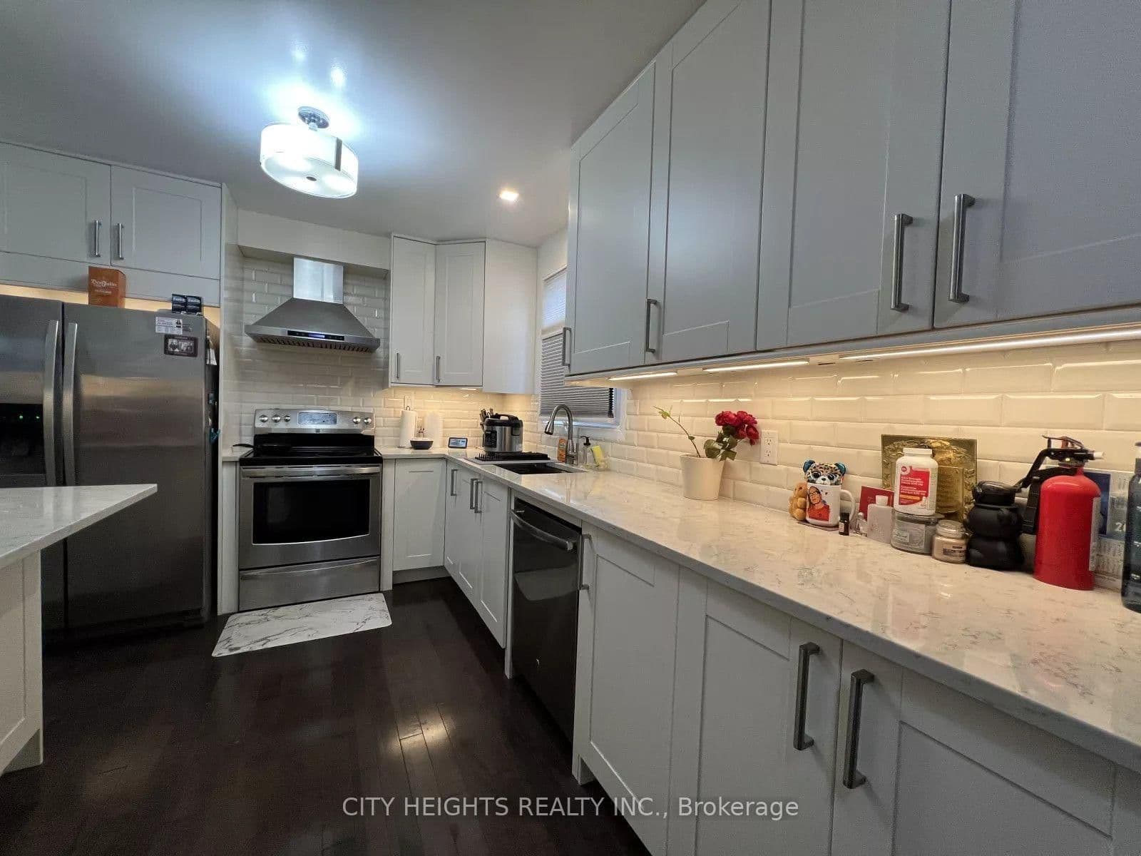 45 Hansen Road N, Unit 20 thumbnail 15