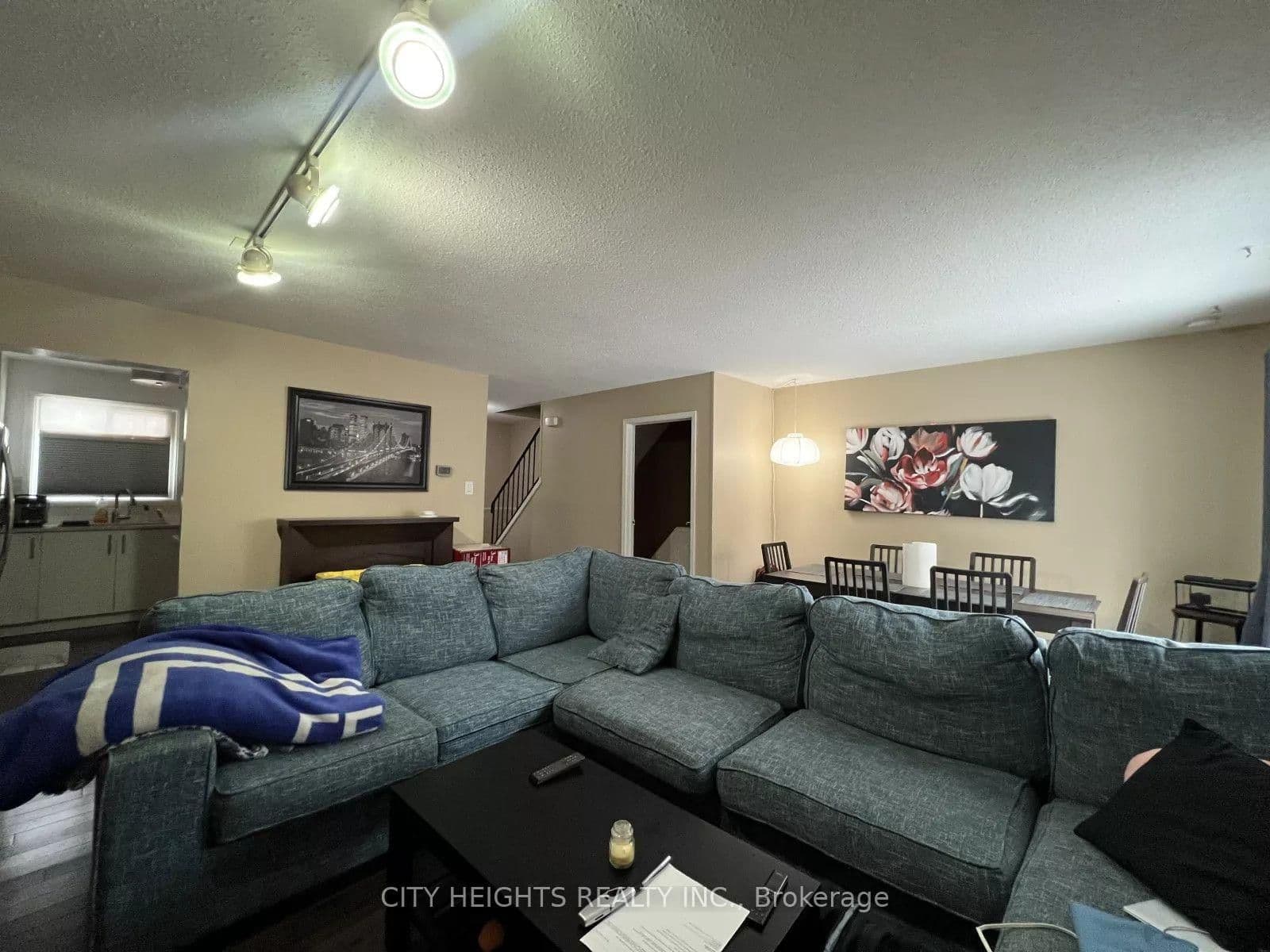 45 Hansen Road N, Unit 20 thumbnail 16