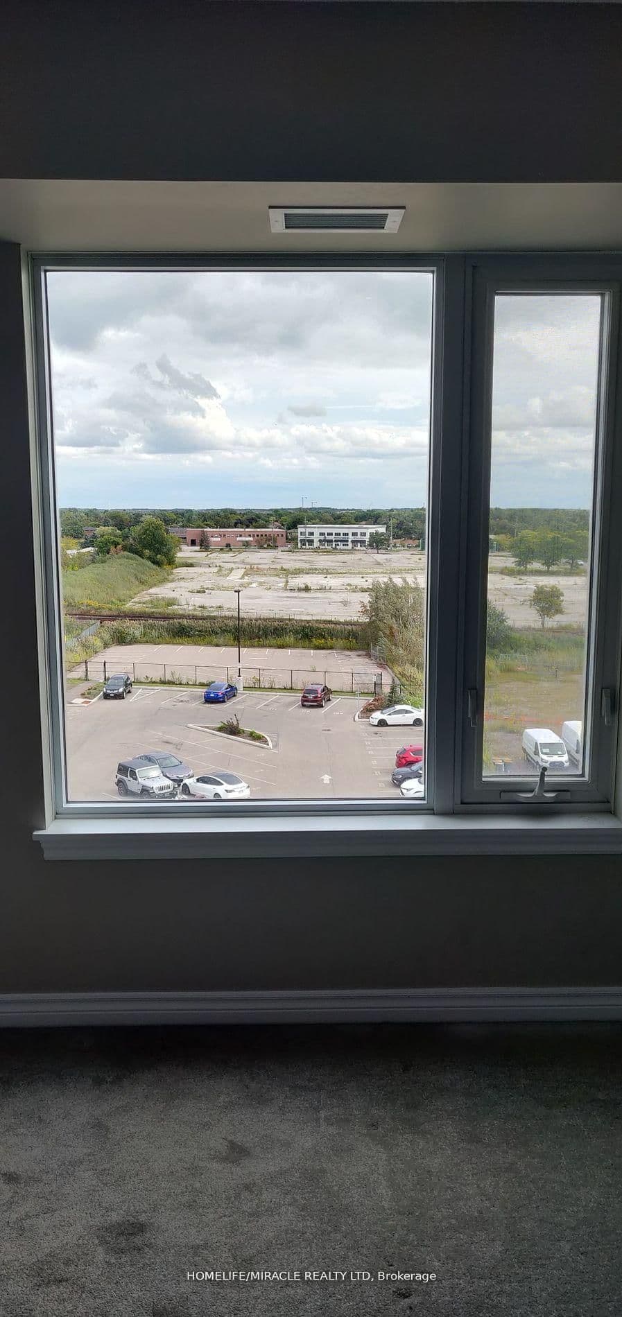 716 Main Street E, Unit 607 thumbnail 17