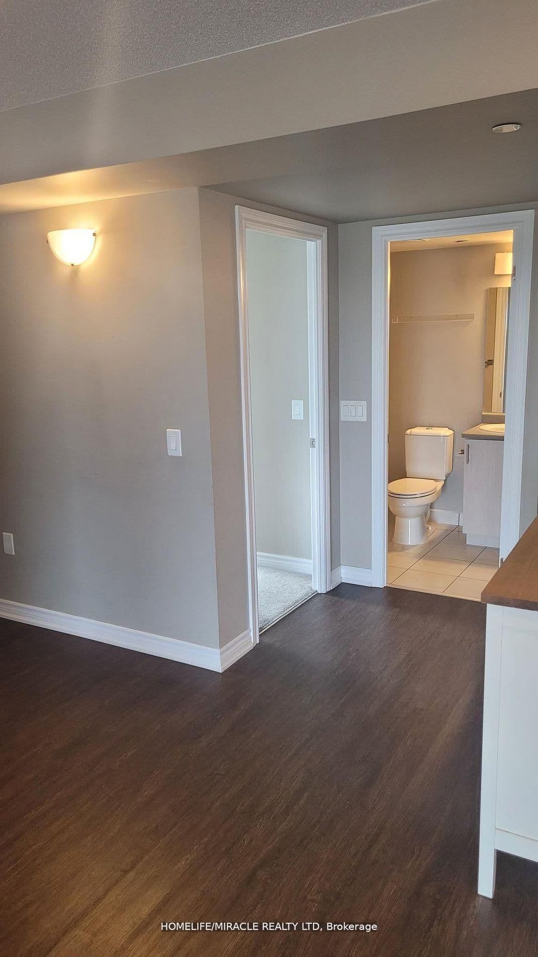716 Main Street E, Unit 607 thumbnail 3