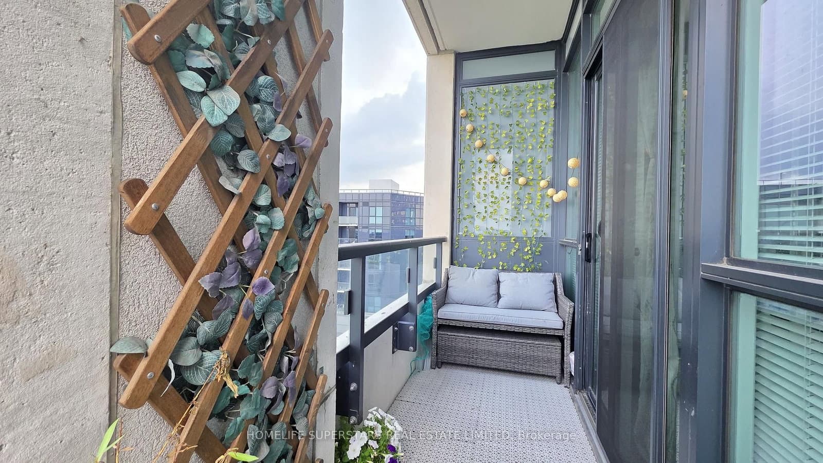 20 Thomas Riley Road W, Unit 809 thumbnail 20