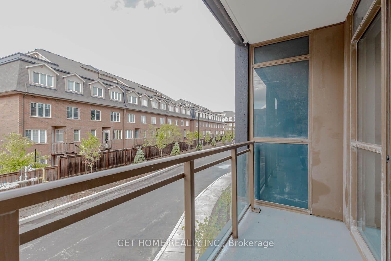 2343 Khalsa Gate, Unit 209 thumbnail 12