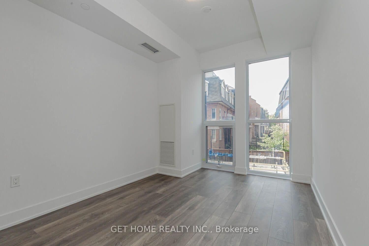 2343 Khalsa Gate, Unit 209 thumbnail 17