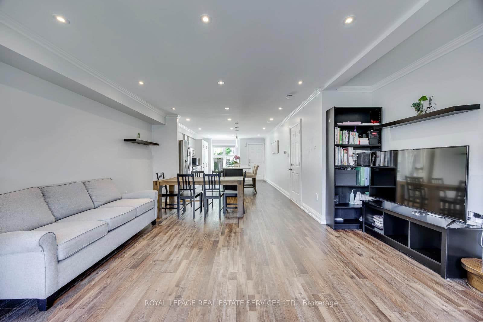 2189 Postmaster Drive, Unit 15 thumbnail 22