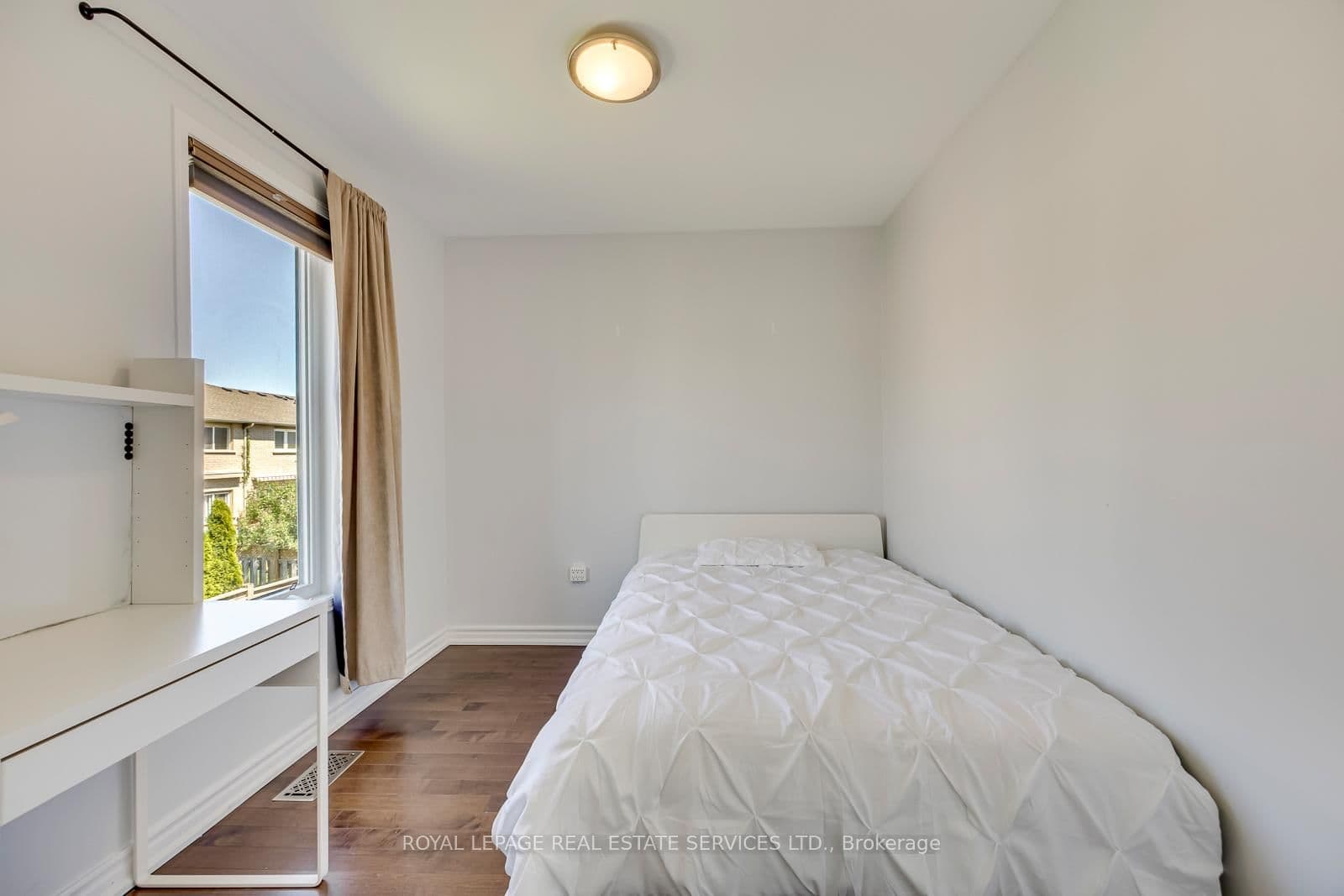2189 Postmaster Drive, Unit 15 thumbnail 35
