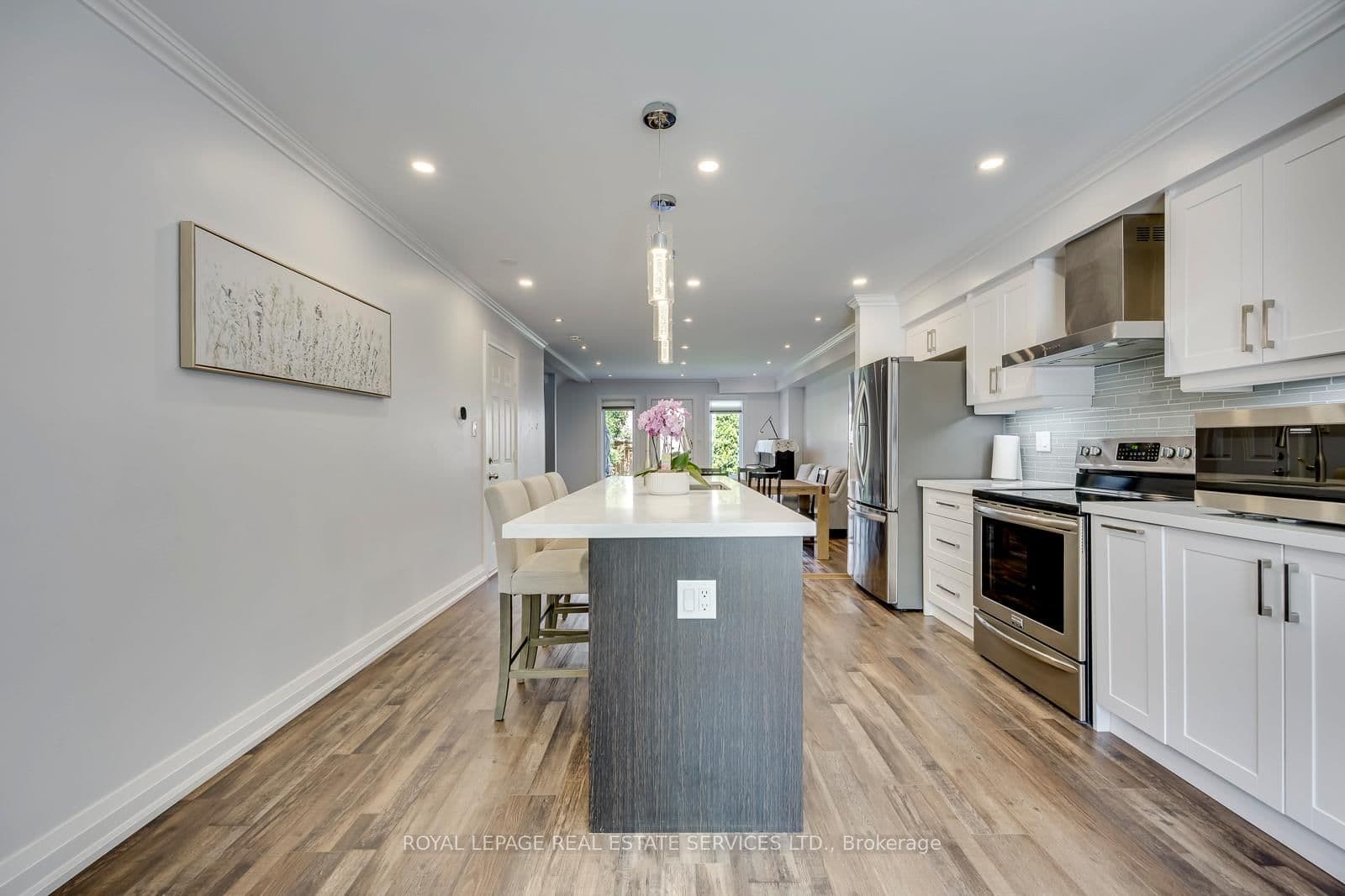 2189 Postmaster Drive, Unit 15 thumbnail 7