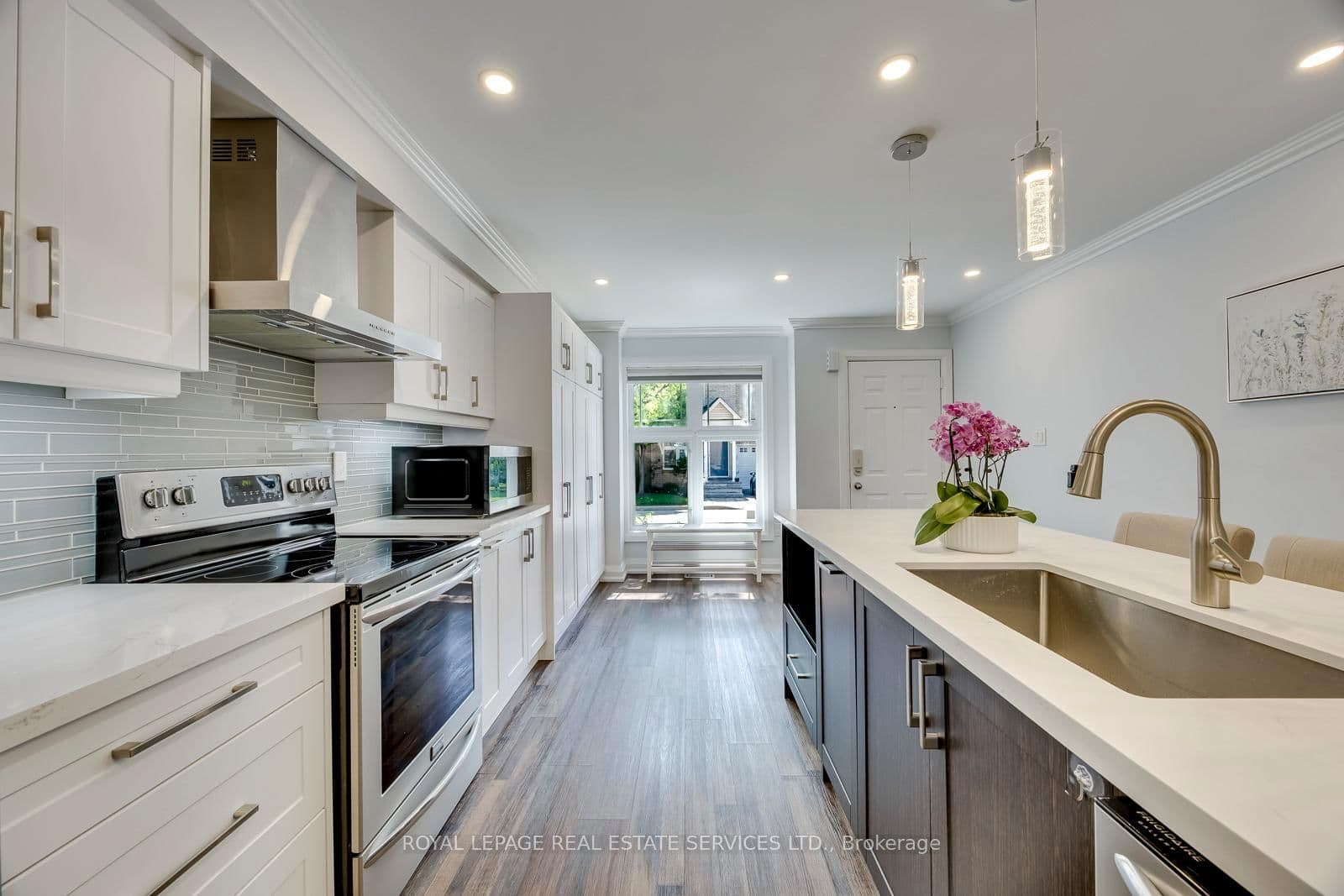 2189 Postmaster Drive, Unit 15 thumbnail 9