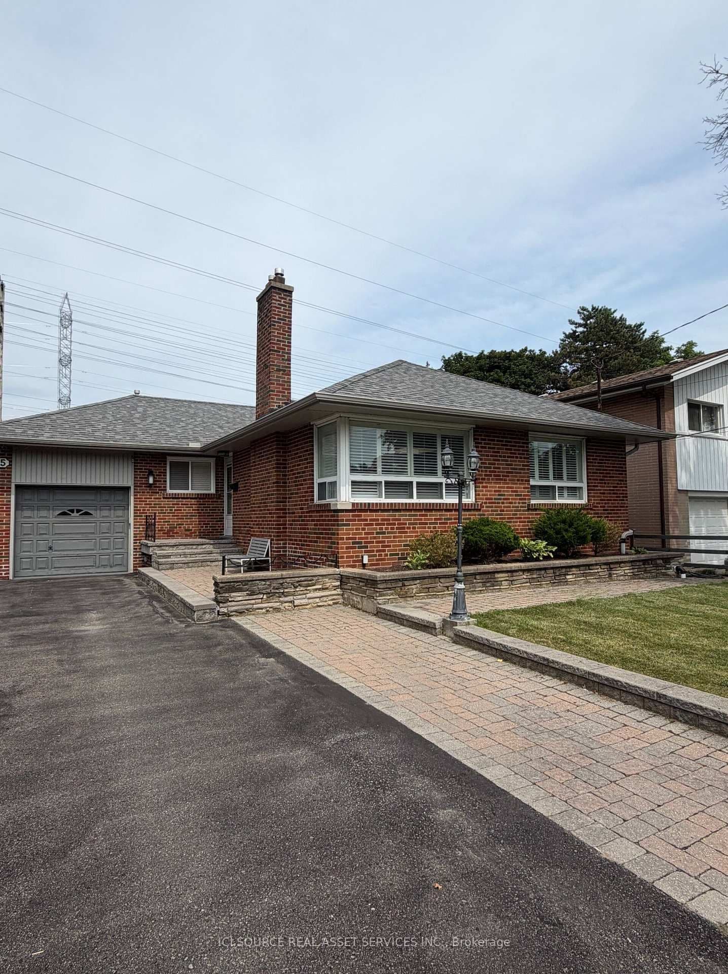 65 Glen Agar Drive, Unit Basement - Image 1