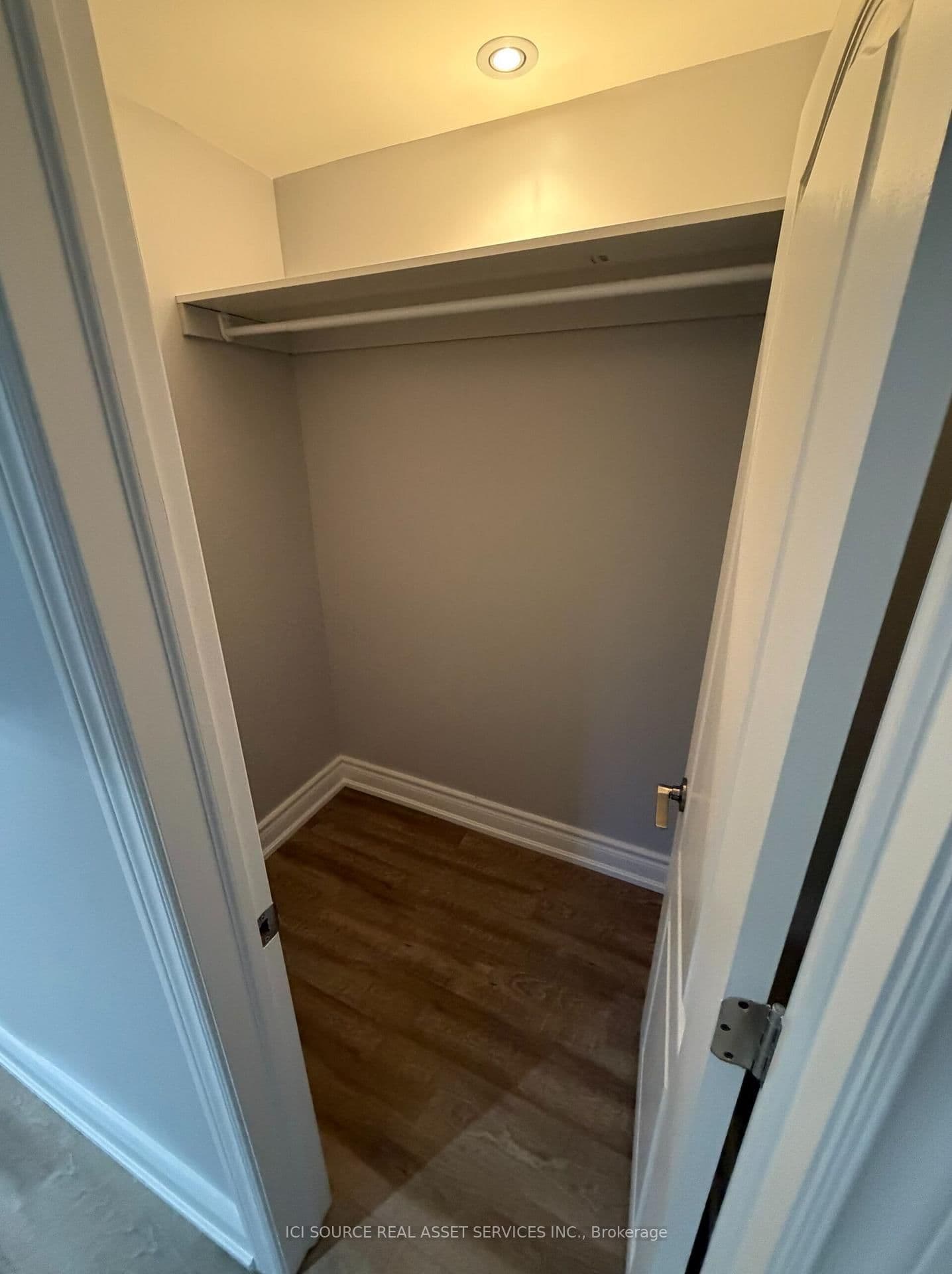 65 Glen Agar Drive, Unit Basement thumbnail 11
