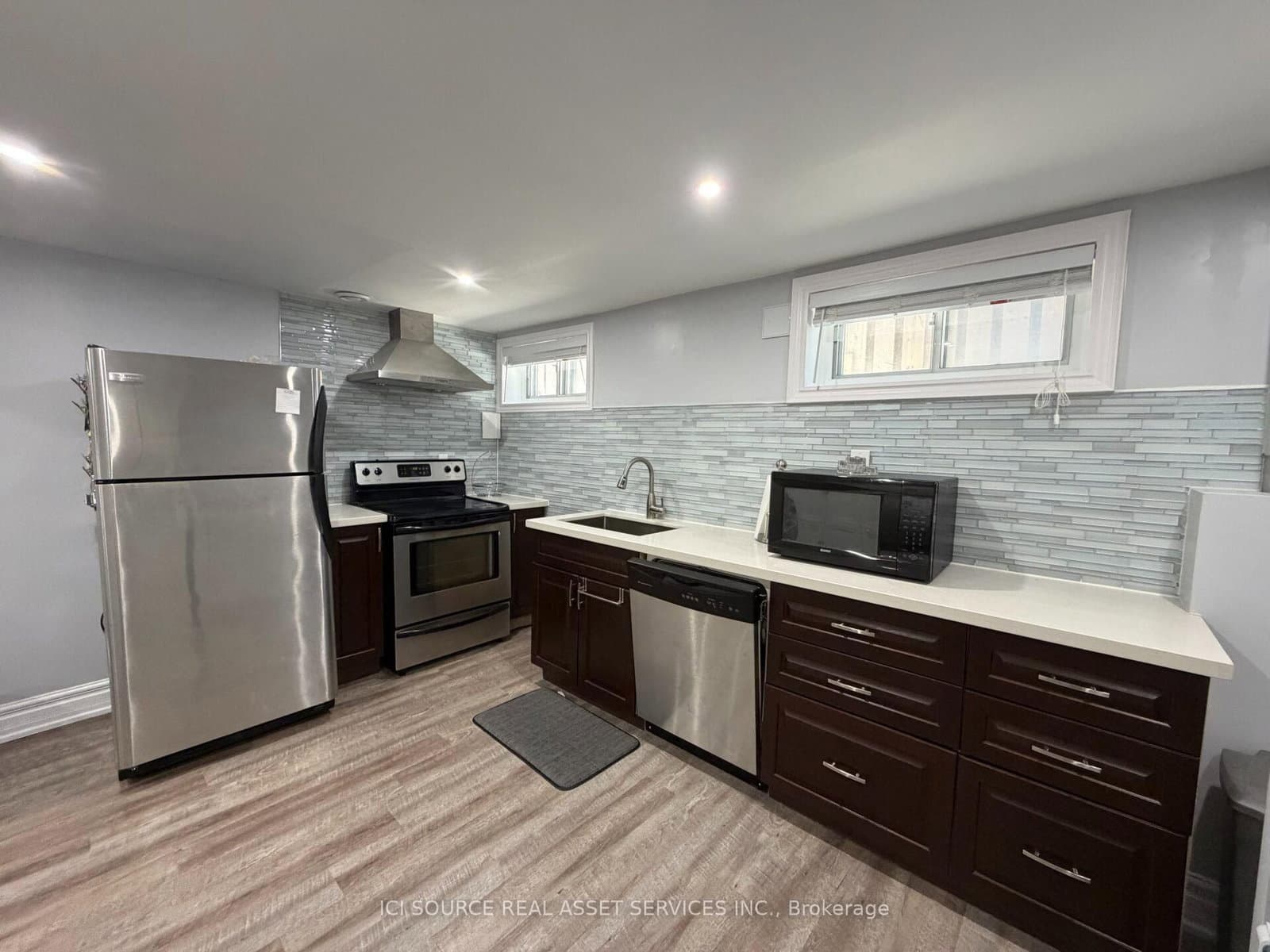 65 Glen Agar Drive, Unit Basement thumbnail 4
