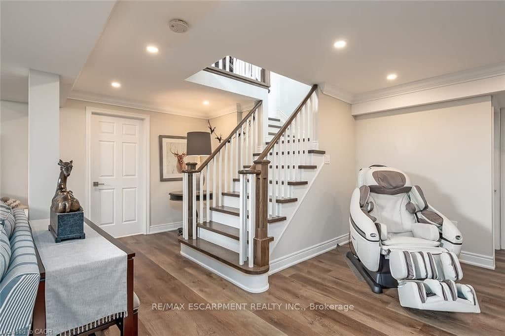4252 Sarazen Drive thumbnail 34