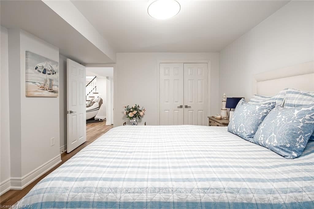 4252 Sarazen Drive thumbnail 41