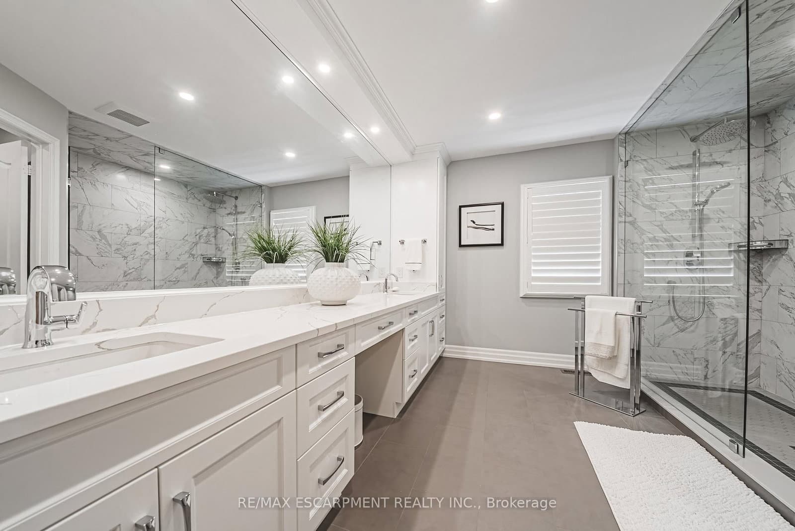 4211 Millcroft Park Drive, Unit 19 thumbnail 23