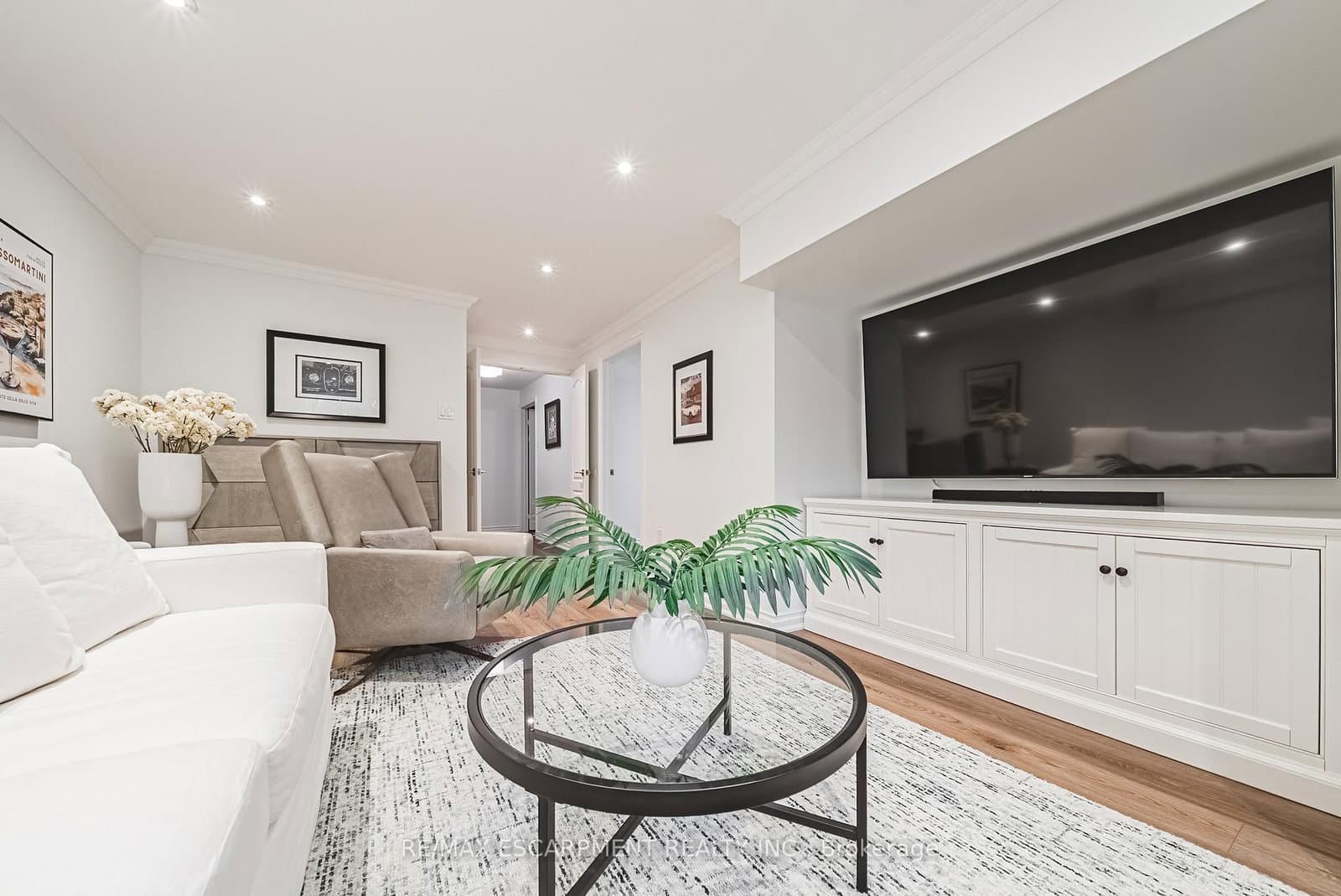 4211 Millcroft Park Drive, Unit 19 thumbnail 32