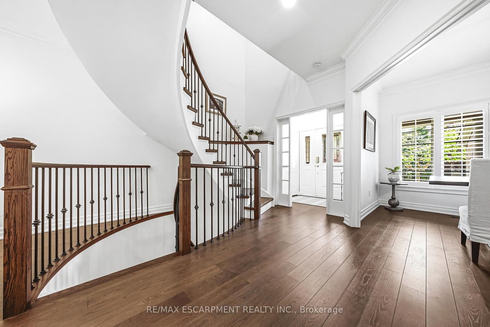 4211 Millcroft Park Drive, Unit 19 thumbnail 5