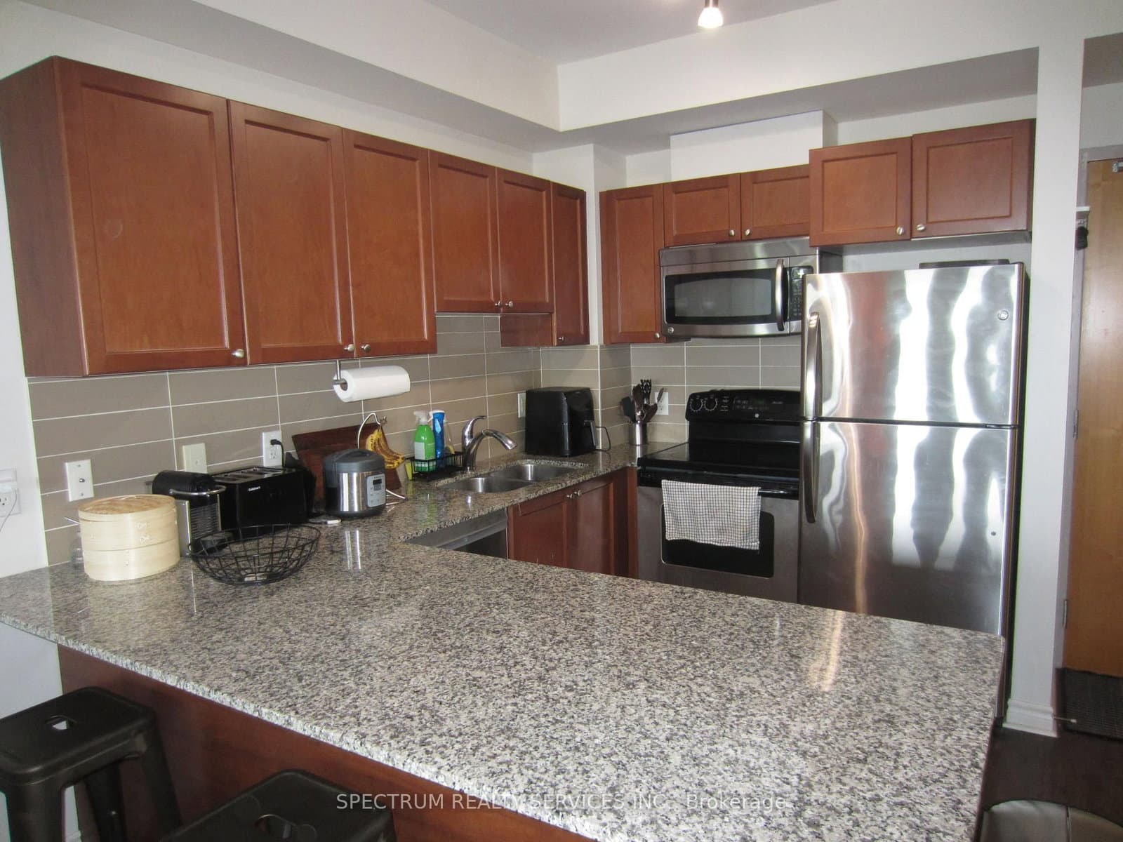 3865 Lake Shore Boulevard W, Unit 512 thumbnail 11