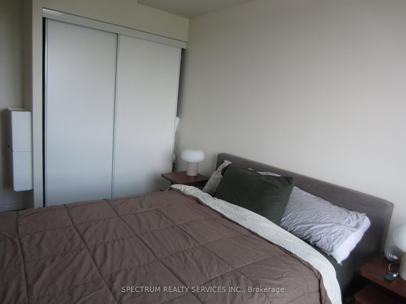 3865 Lake Shore Boulevard W, Unit 512 thumbnail 14