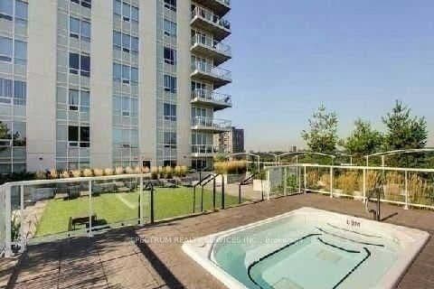 3865 Lake Shore Boulevard W, Unit 512 thumbnail 20