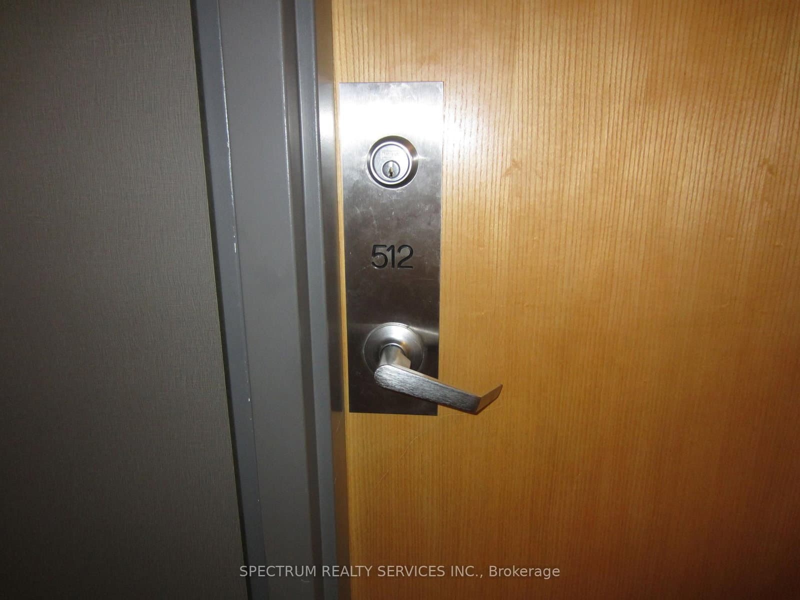3865 Lake Shore Boulevard W, Unit 512 thumbnail 5