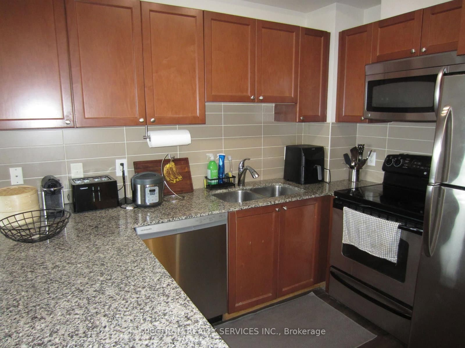 3865 Lake Shore Boulevard W, Unit 512 thumbnail 9