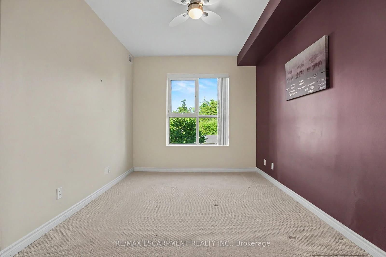 34 Plains Road E, Unit 206 thumbnail 12