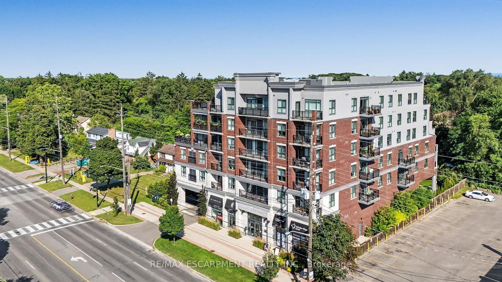 34 Plains Road E, Unit 206 thumbnail 2