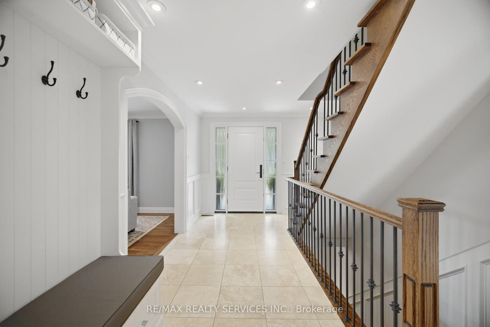 8 Ridgehill Drive thumbnail 6