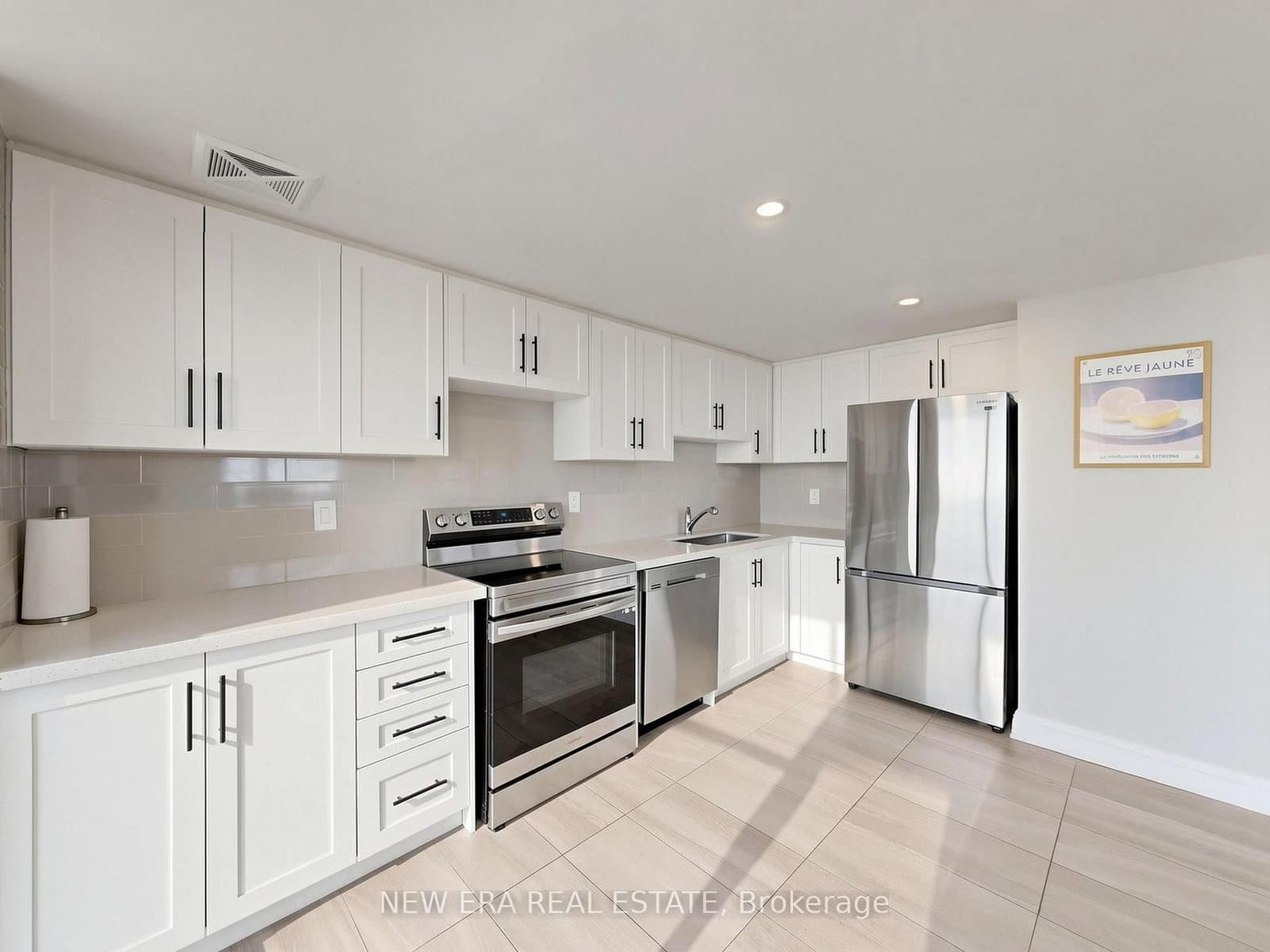 8 Lisa Street, Unit 2108 thumbnail 14